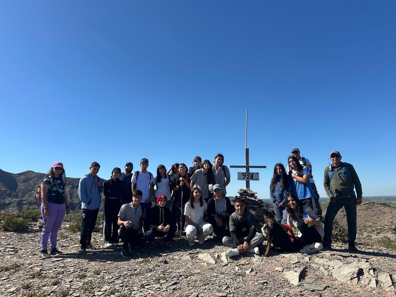 Ecosenderismo educativo en el cerro Pie de Palo