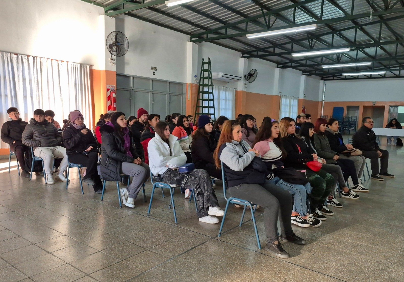 El Municipio realizó el pago de becas de fotocopias para estudiantes terciarios y universitarios