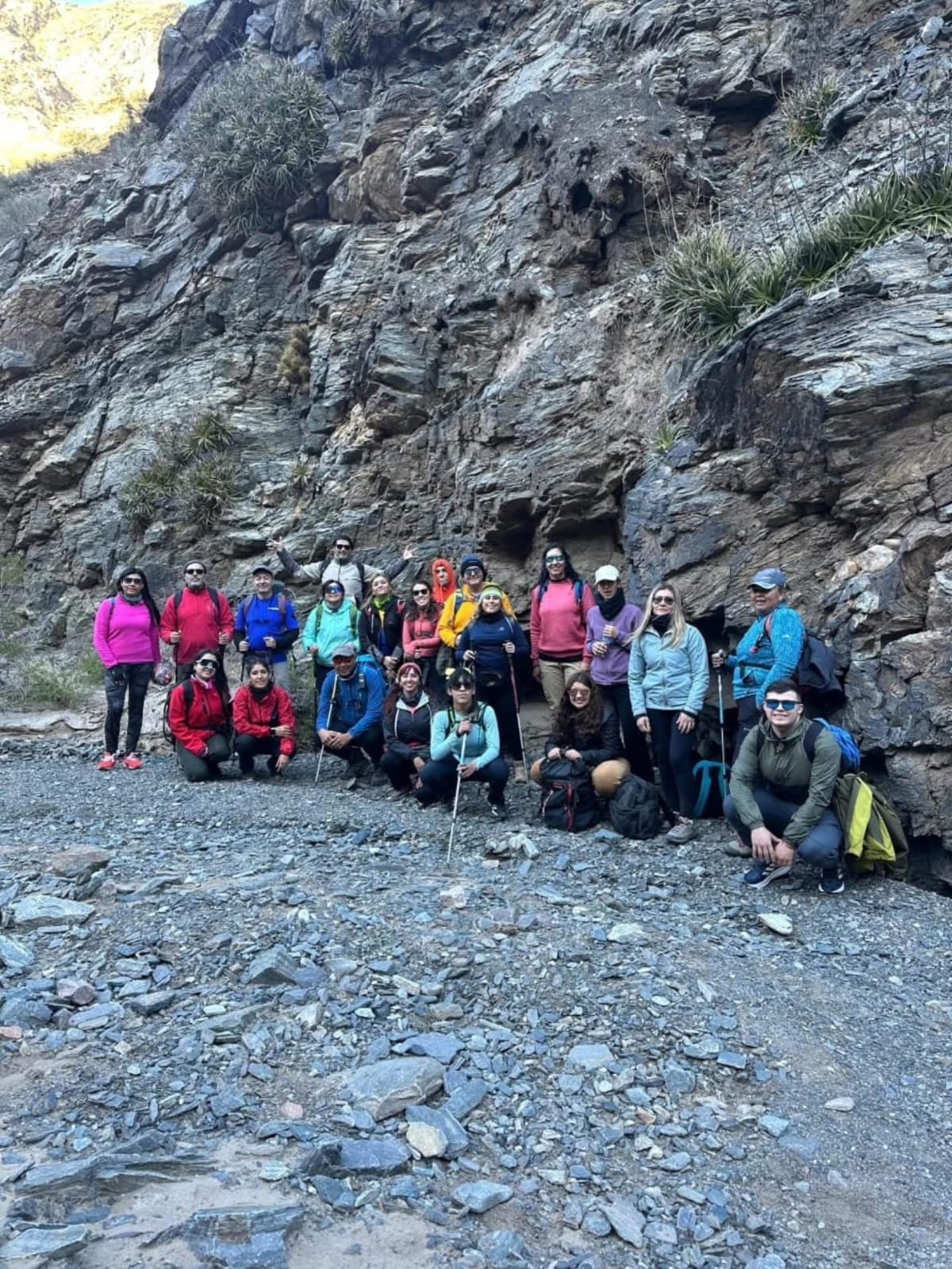 Nueva jornada de senderismo en el Cerro Pie de Palo: un recorrido por la Quebrada Ancha