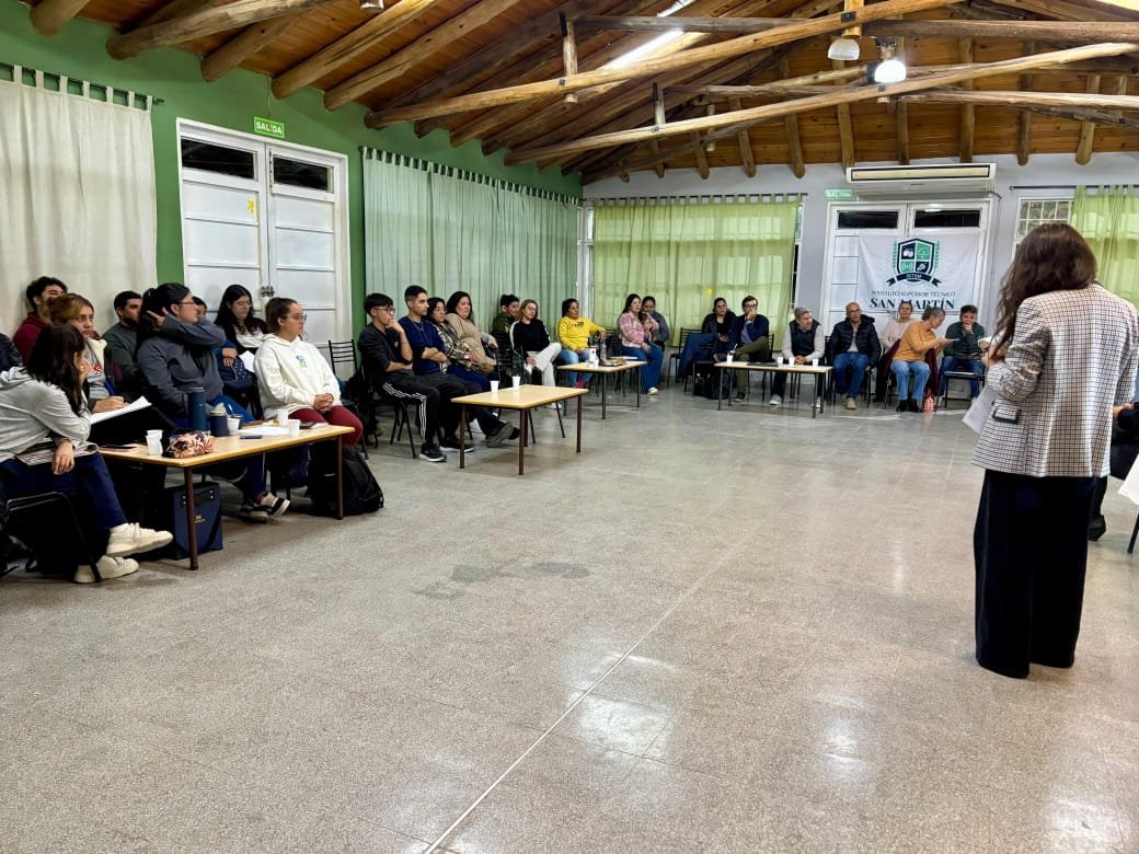 “Impulsa tu Futuro Laboral” brindó herramientas para el crecimiento profesional de jóvenes sanmartinianos