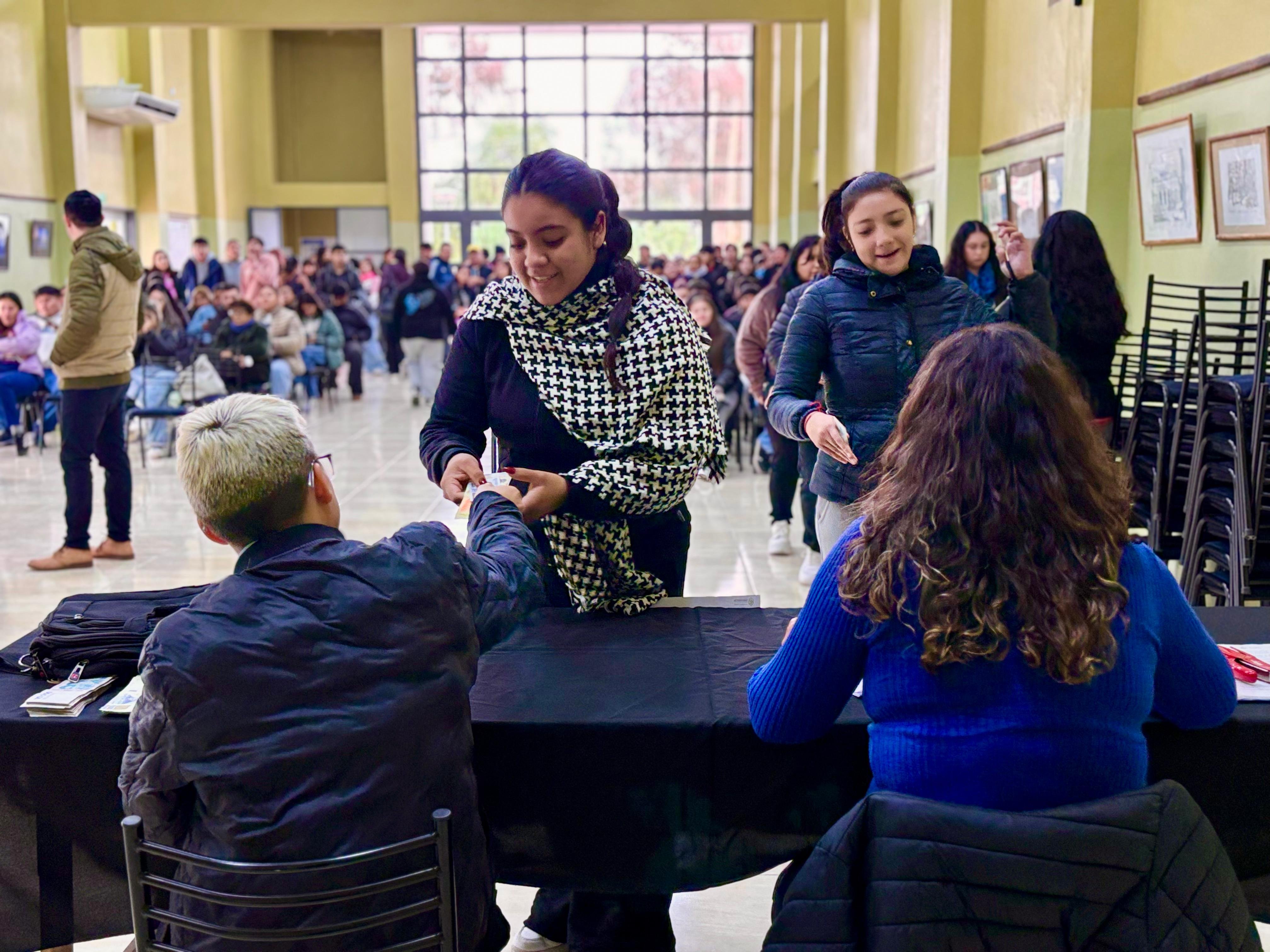Se realizó el pago de las Becas Fotocopia en San Martín